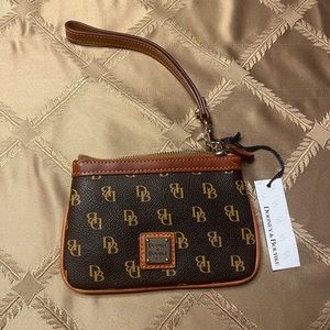 Dooney and Bourke wristlet